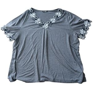 BloomChic Women's Size 26 Charcoal Floral Lace Women's Top